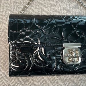 Elegant Black Patent Leather Floral Embossed Clutch